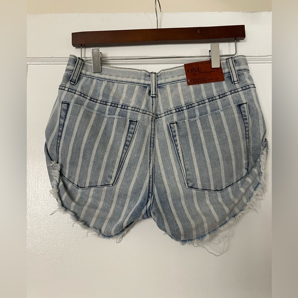 One X OneTeaspoon Rocky Stripe Bandits Shorts - Picture 2 of 9